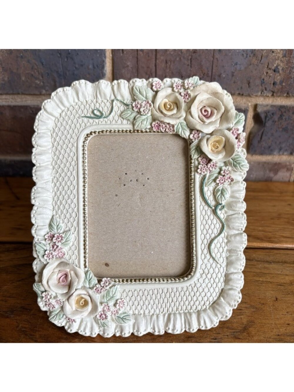 Vintage Cottagecore Roses And Lace Resin Picture Frame 3.5x5 Photo No Glass
